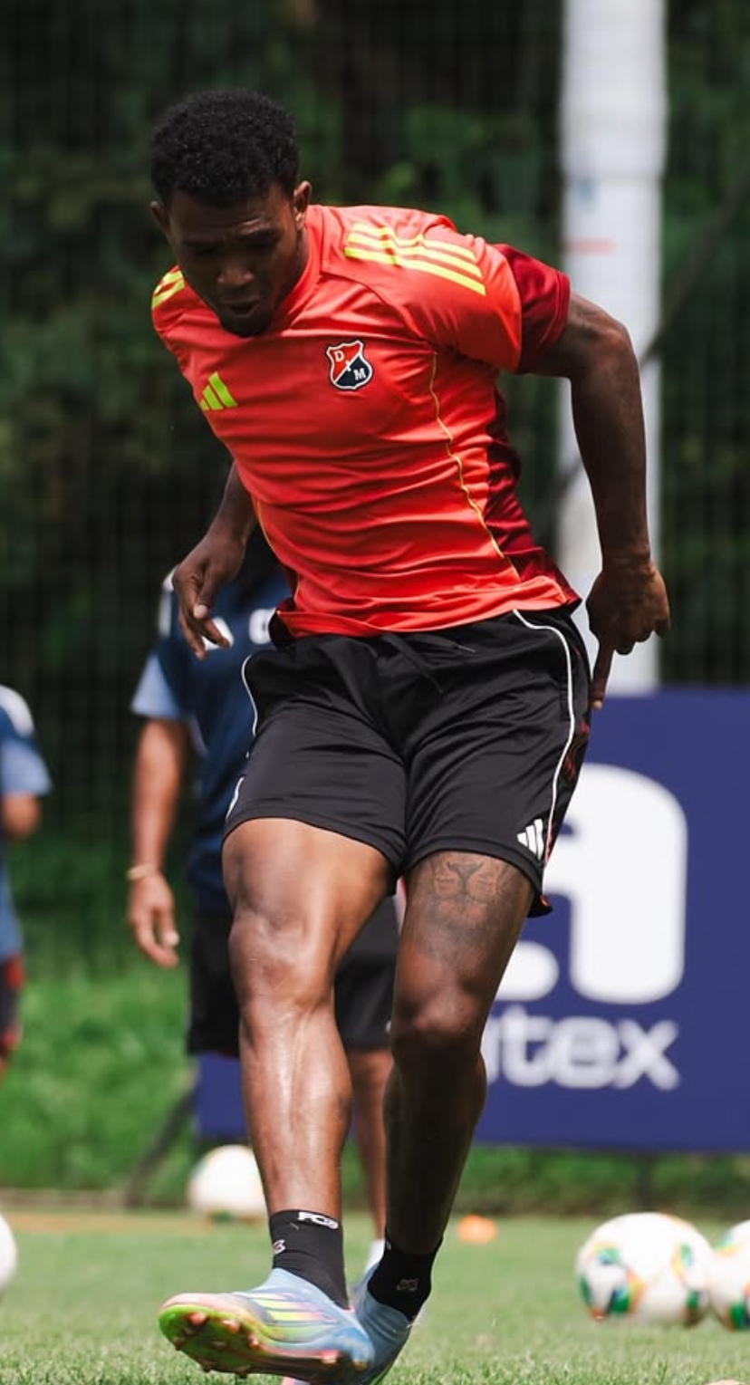Nezareth Segura trabajando en una sesión de entrenamiento